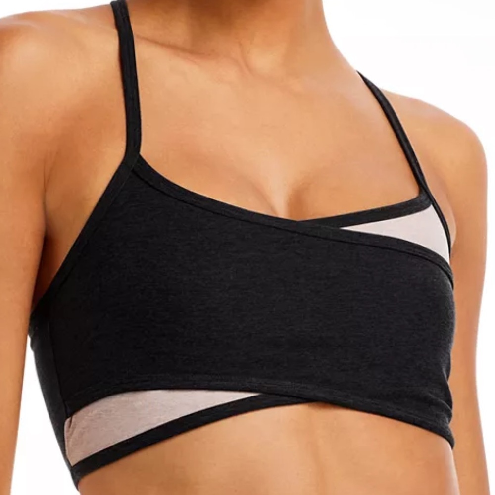 Beyond Yoga Black At Your Leisure Color Block Sports Bra Size XS